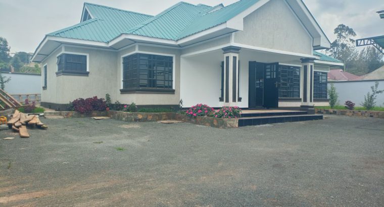 3BR BUNGALOW PLUS SQ FOR SALE IN NGONG