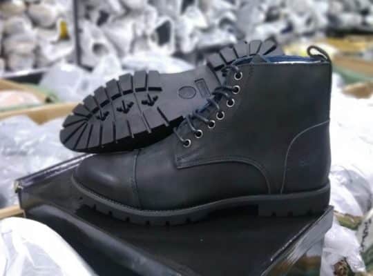 Men Timberland leather boots