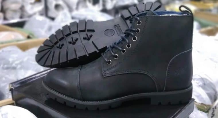 Men Timberland leather boots