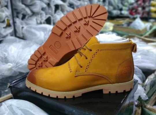 Men Timberland leather boots